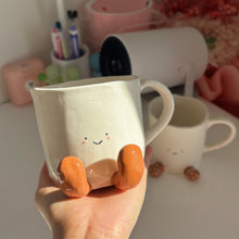 Load image into Gallery viewer, Beginner Pottery Workshop Auckland | Freestyle Hand Building Class (Make anything)
