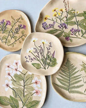 Load image into Gallery viewer, Botanical Plate Making | Pottery Class Auckland 28 March 2-4pm
