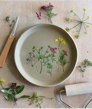 Load image into Gallery viewer, Botanical Plate Making | Pottery Class Auckland 28 March 2-4pm
